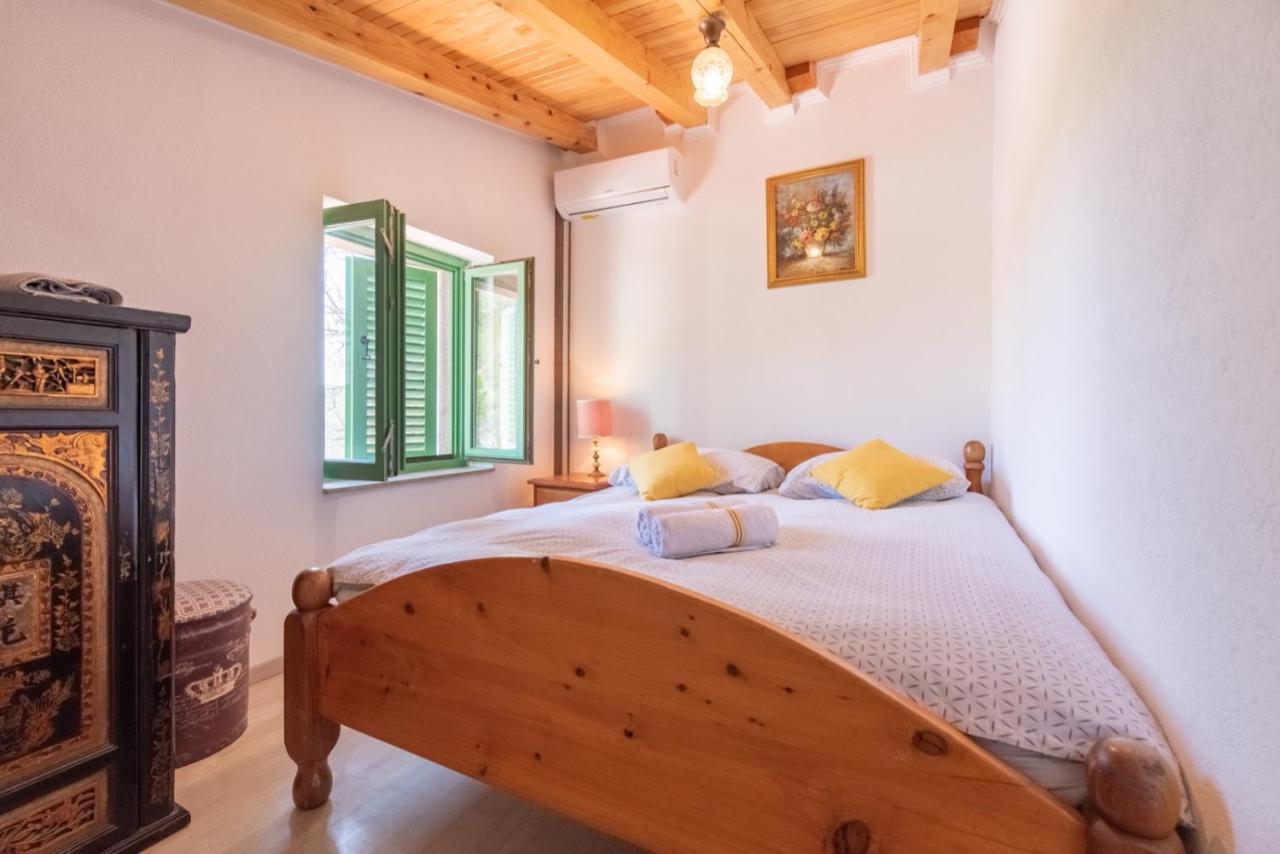Villa Pristinus Krstatice Eksteriør billede