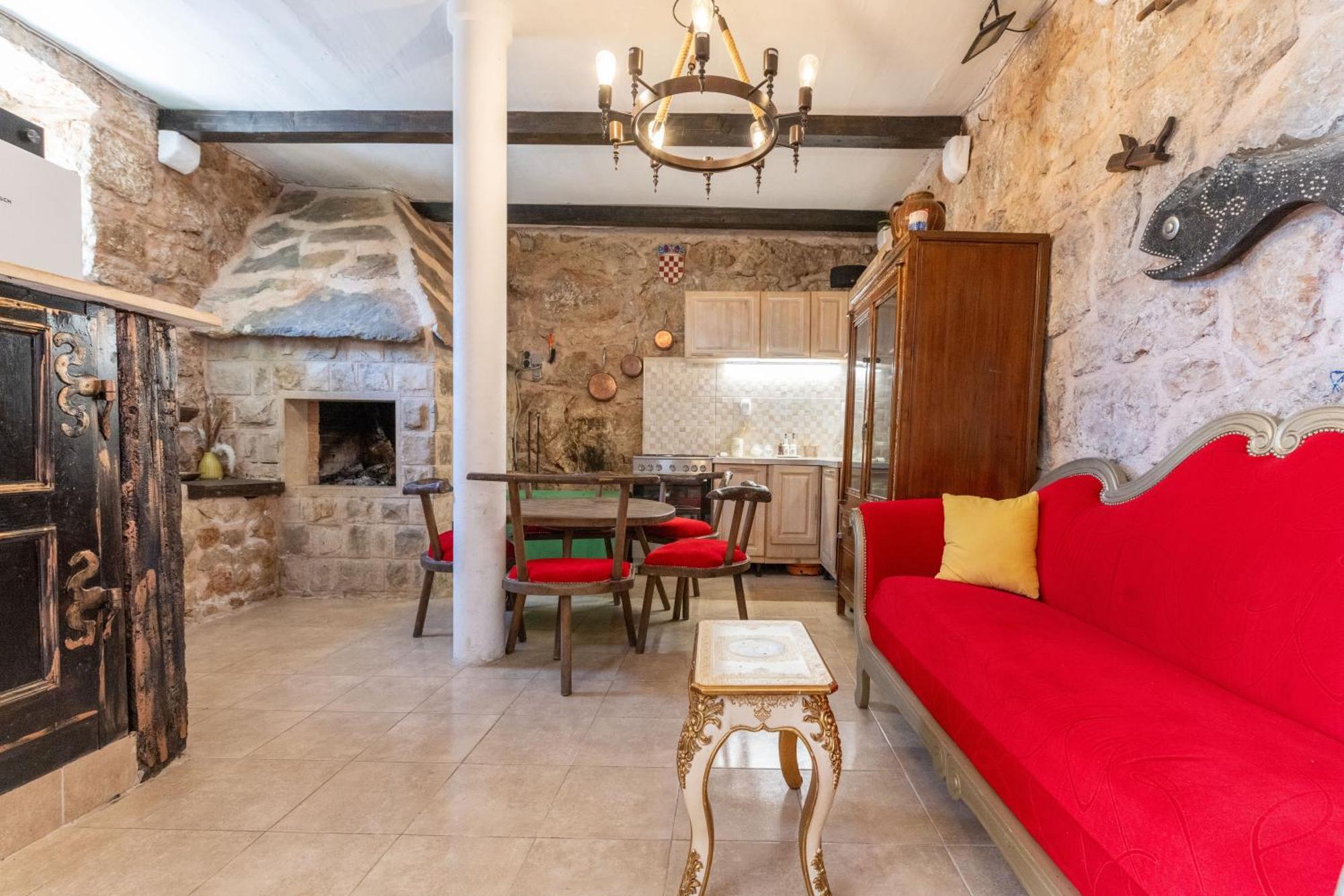 Villa Pristinus Krstatice Eksteriør billede